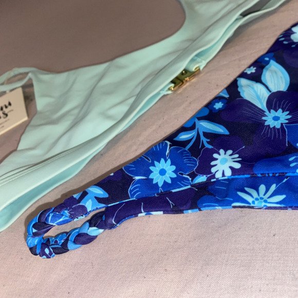 Kulani Kinis Bikini-NWT!💙🩵 - Picture 2 of 4